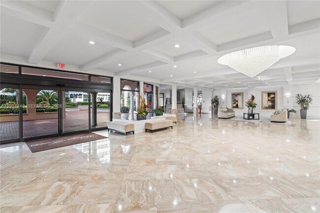 Building Photo - 1920 S Ocean Dr