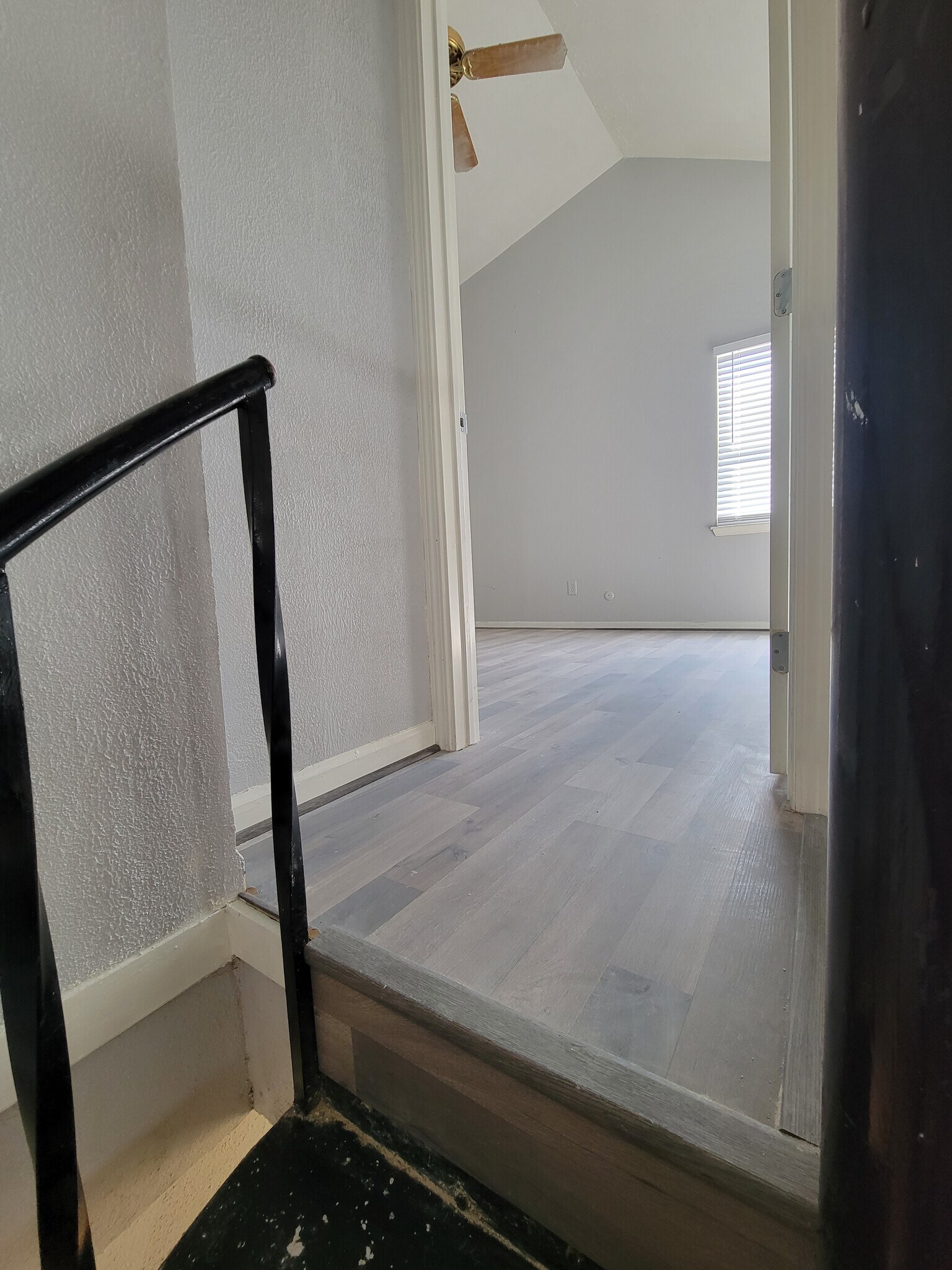 Upstairs studio suite/theater/office - 12247 W Village Dr