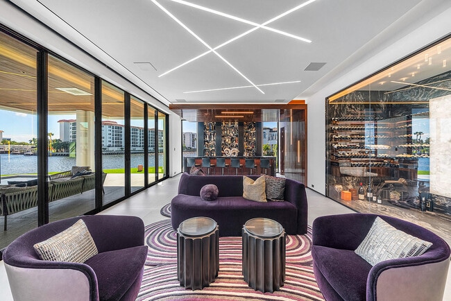 Building Photo - 2934 NE 8th Ave