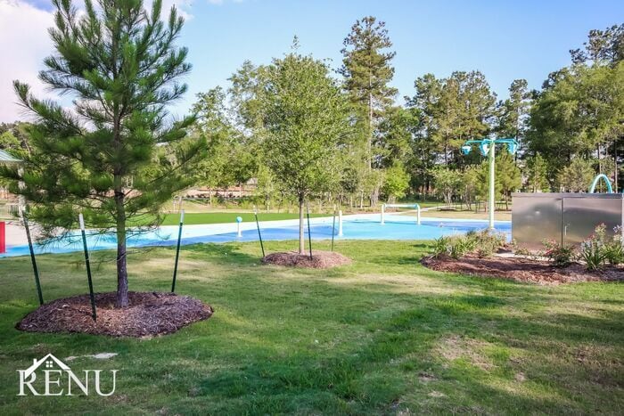 Building Photo - 10446 Sweetwater Creek Dr