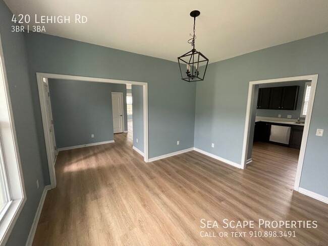 Building Photo - 3bd/2.5ba home with flexible Lease Length