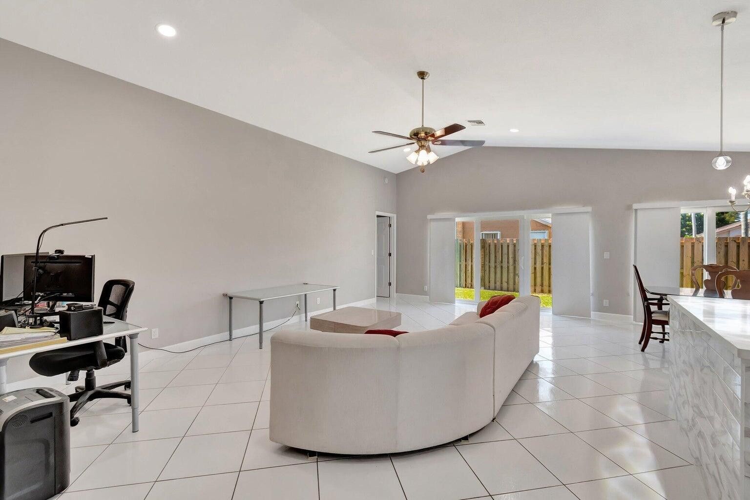 Building Photo - 1439 Waterway Cove Dr