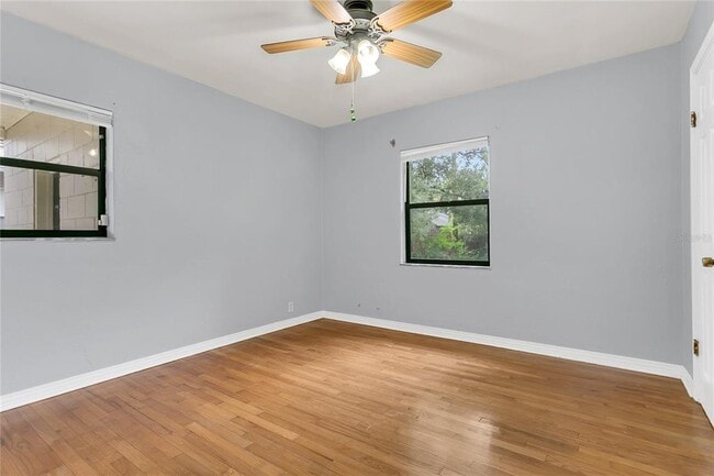 Building Photo - 1700 Ferris Ave