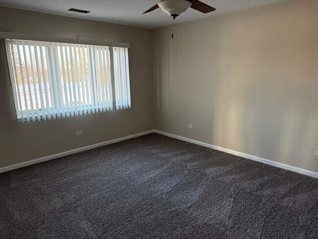 Building Photo - 5119 159th St