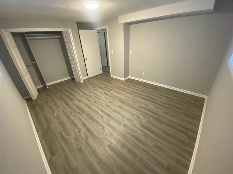 Building Photo - 1411 McDonald Ave