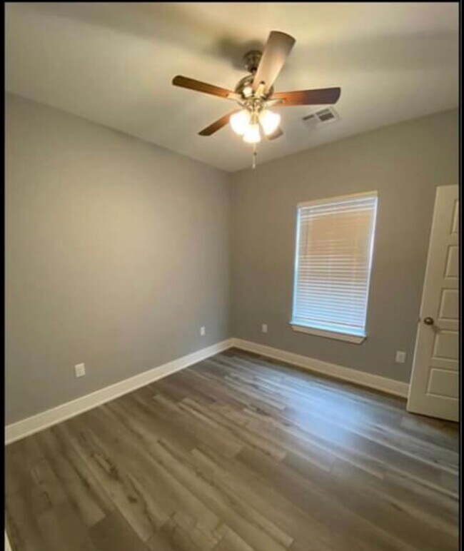 Building Photo - 3617 Fourth St