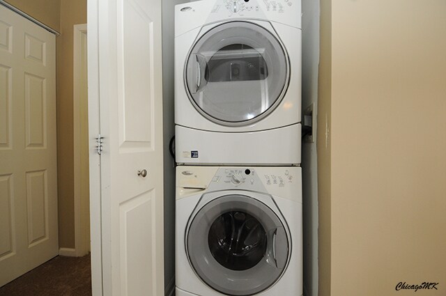 Building Photo - 2245 Aurora Dr