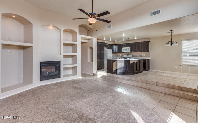 Building Photo - 12344 Tierra Limpia Dr