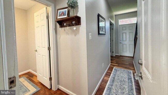 Building Photo - 14050 Cannondale Way
