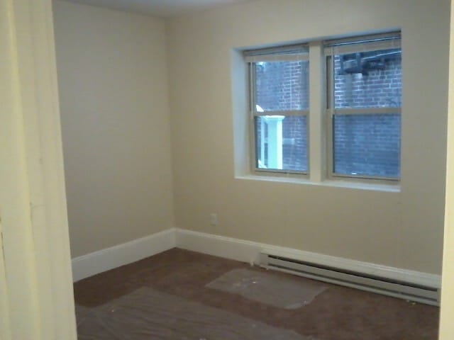 Building Photo - 131 Park Dr