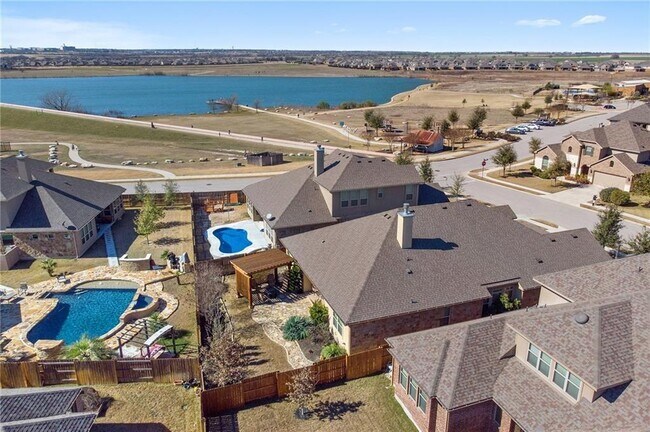 Building Photo - 3305 Magellan Ct