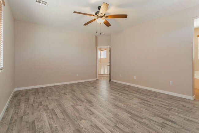 Building Photo - 4 Bedroom in Mts Edge