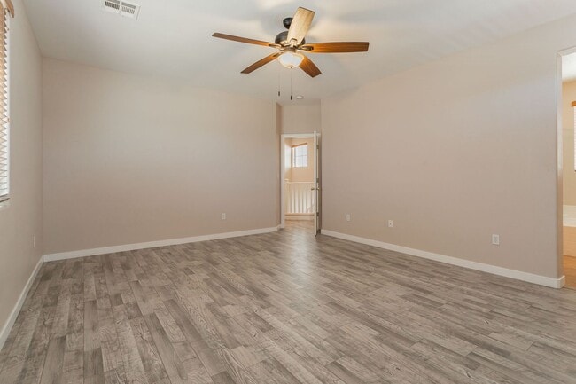 Building Photo - 8611 Splendid Leaf Ct