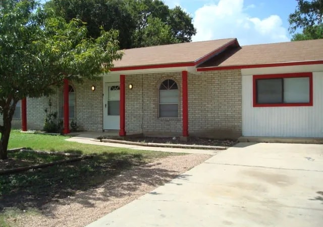 Building Photo - 4530 El Simpatico St