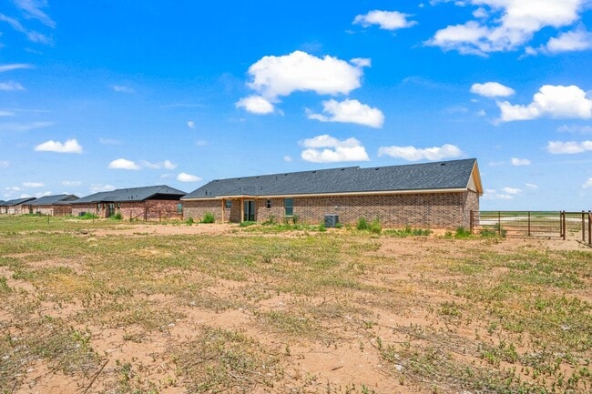 Building Photo - New Construction Home In Idalou ISD!