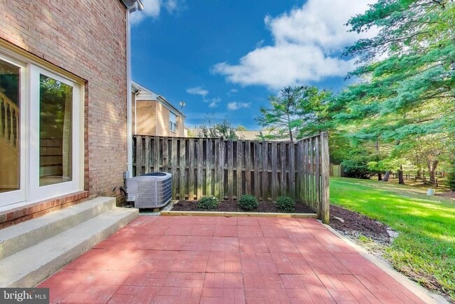 Building Photo - 8932 Barrowgate Ct