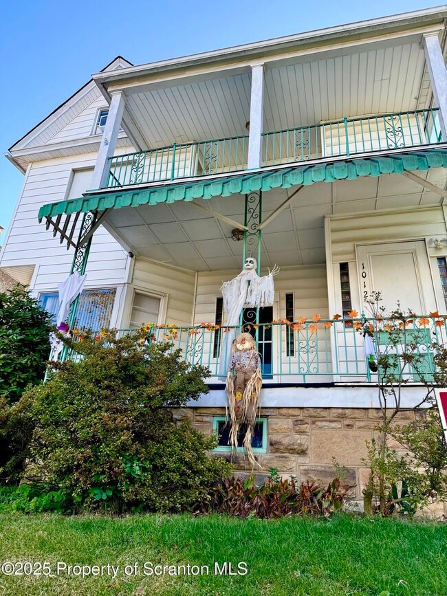 Primary Photo - 1012 N Webster Ave