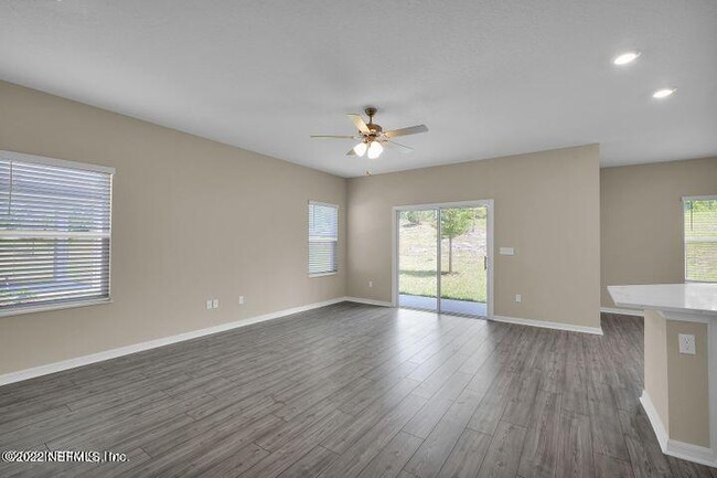 Building Photo - 522 Falcon Ridge Rd