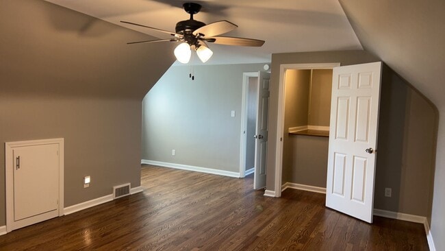 Building Photo - 2772 Brandon Rd