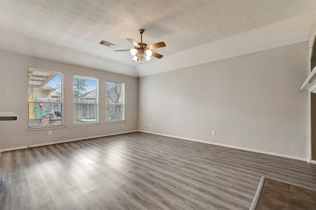 Building Photo - 2013 Lulach Ln