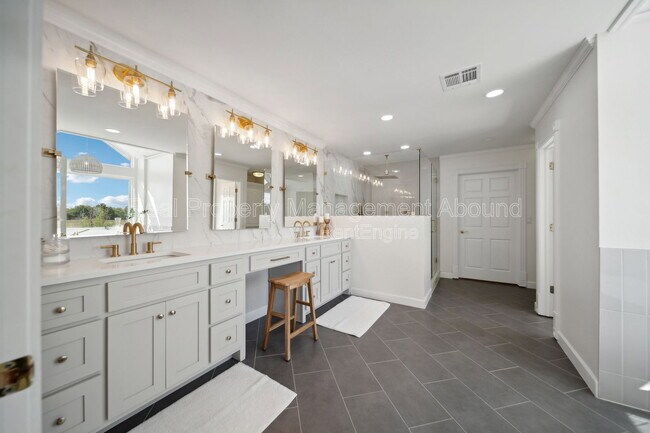 Building Photo - 6202 E 191st St S