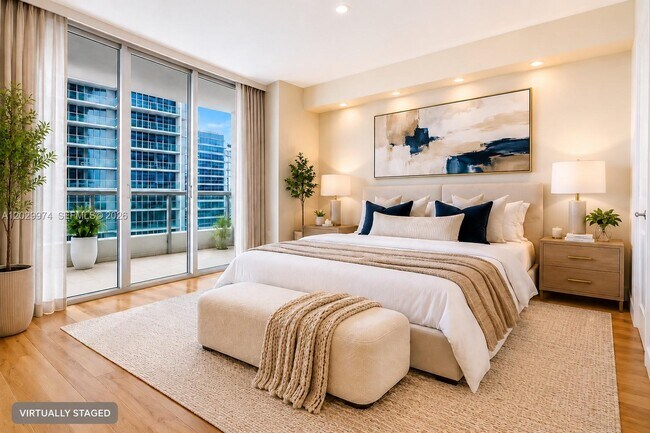 Building Photo - 475 Brickell Ave