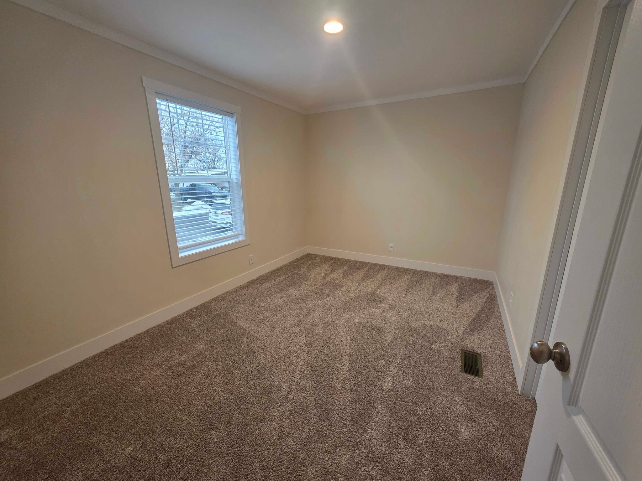 Building Photo - 3644 Chestnut St