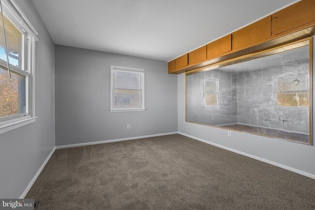 Building Photo - 816 Lincoln St