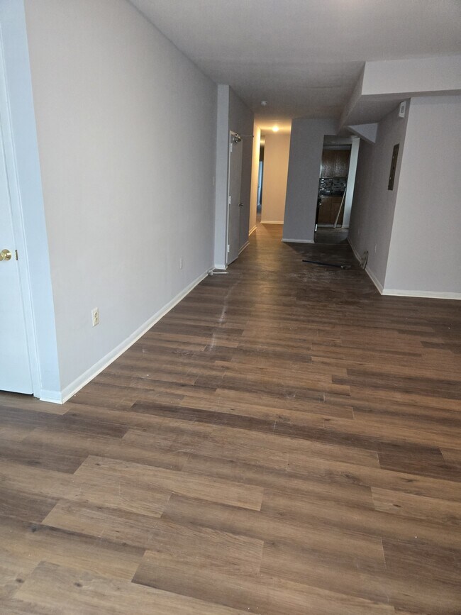 Building Photo - 4221 W Girard Ave