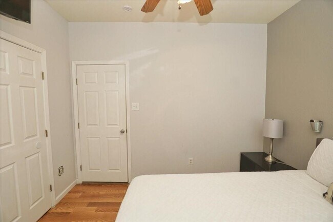 Building Photo - 13121 Vickery St