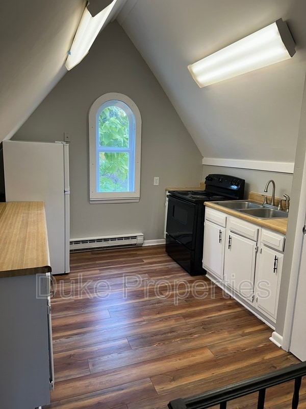 Building Photo - 7 Elizabeth St