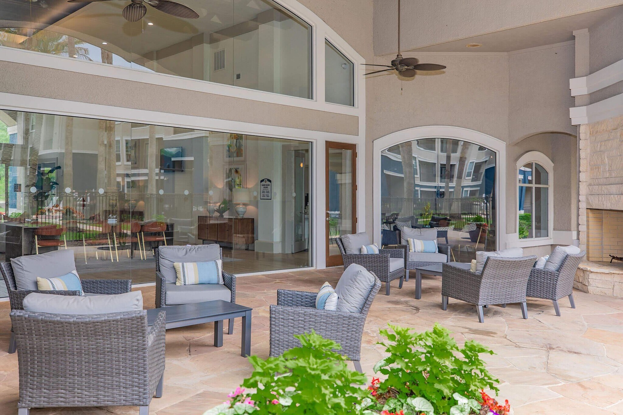 Building Photo - 501 Sarah Deel Dr