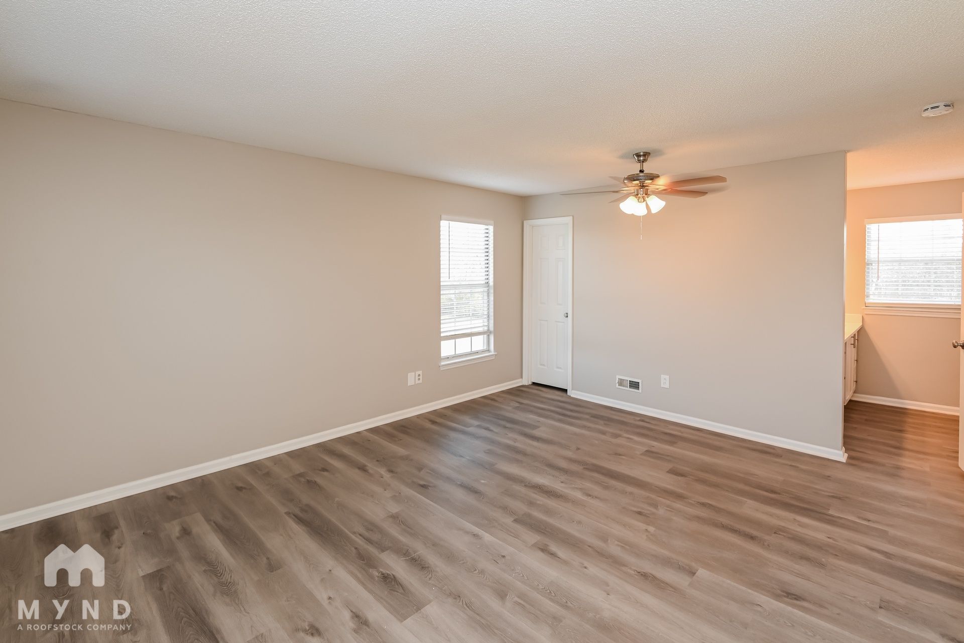 Building Photo - 11200 Leadenhall Ln