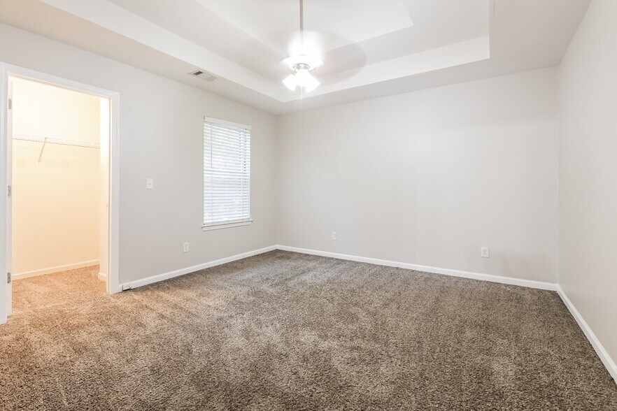 Building Photo - 1115 Watercourse Way