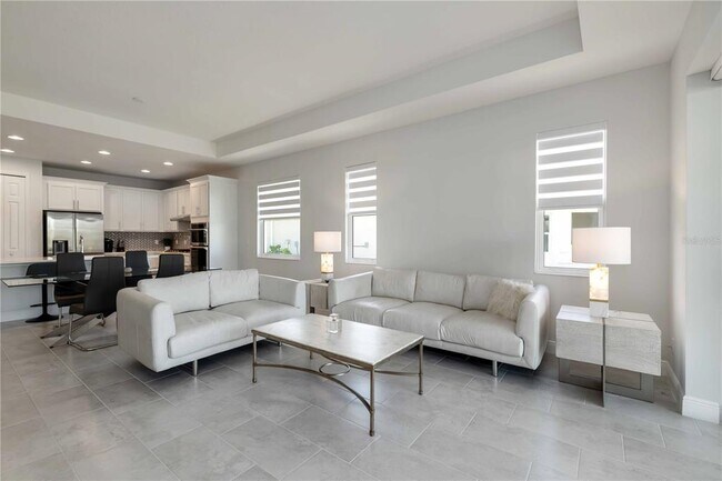 Building Photo - 223 O'keeffe Cir