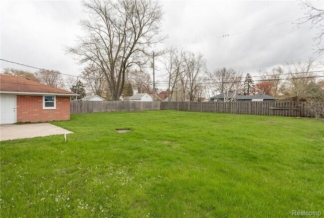 Building Photo - 31733 Kathryn St