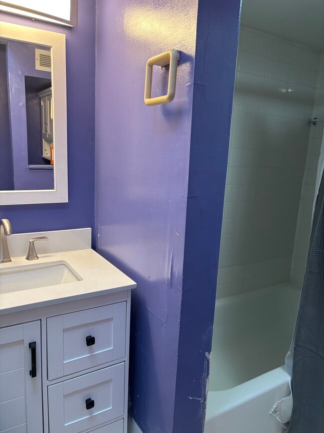 Building Photo - 556 Hartmann Ln