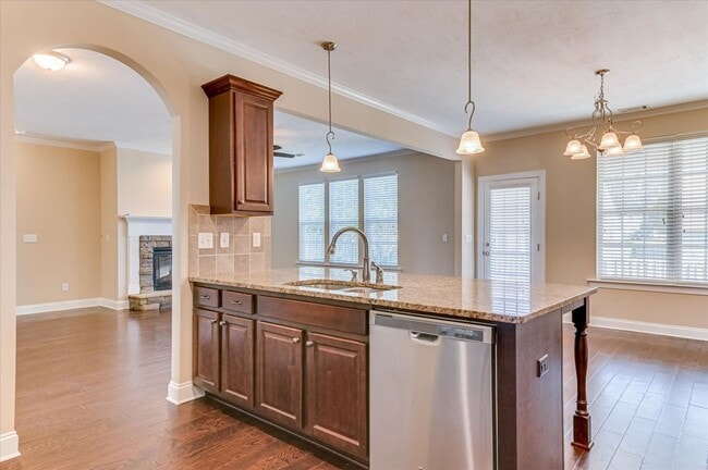 Building Photo - 835 Williford Run Dr