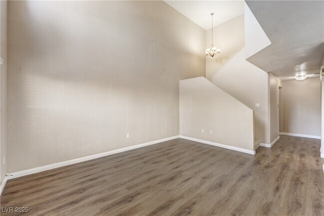 Building Photo - 1452 Rothwell Ct