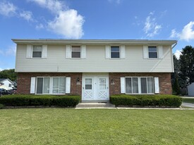 Building Photo - N169W20170 Georgetown Dr