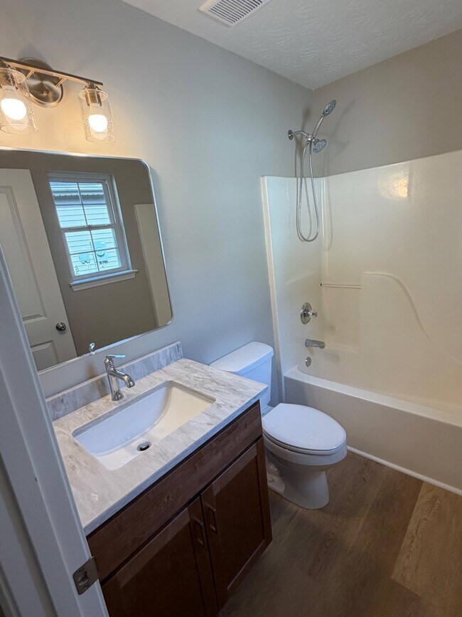 Building Photo - 3309 Squire Creek Way