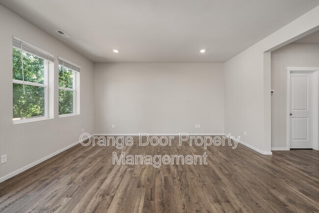 Building Photo - 5611 151st St Ct E