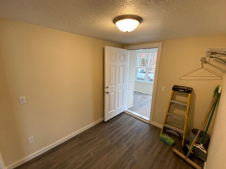 Building Photo - 1428 N 4th St