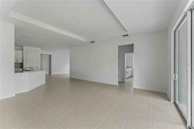 Building Photo - 2035 Rider Rain Ln