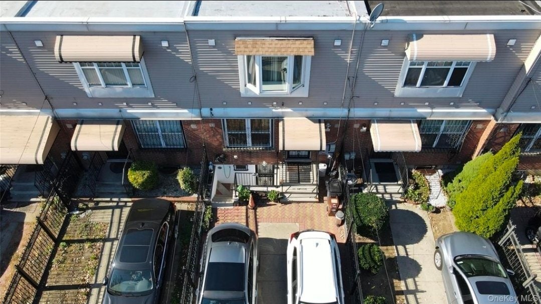 Building Photo - 660 Williams Ave