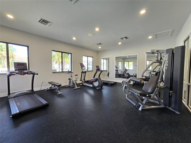 Building Photo - 2620 S University Dr