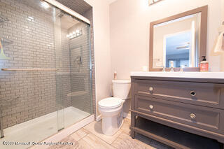 Building Photo - 174 Tulip Ln