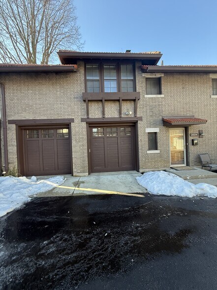 Building Photo - 2034 N Delaware St