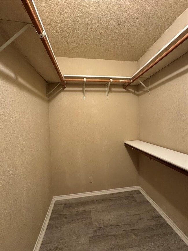 Building Photo - 12325 Double Tree Ln