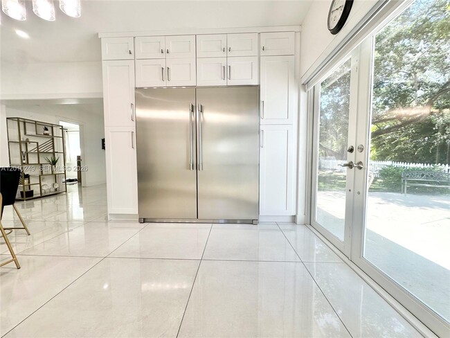 Building Photo - 7800 SW 57th Ct